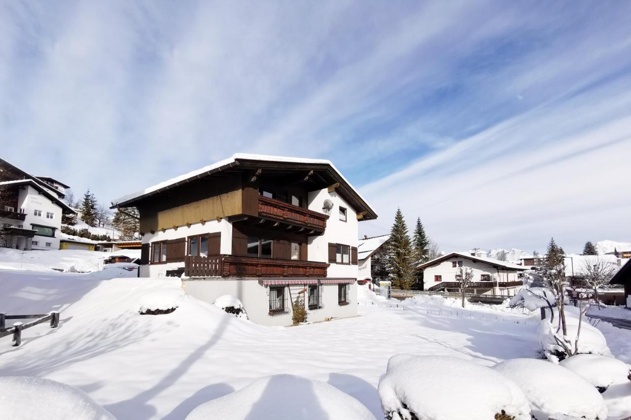 Family Friendly Chalet - Central With Beautiful Mountain Views Зеефелд в Тирол Екстериор снимка